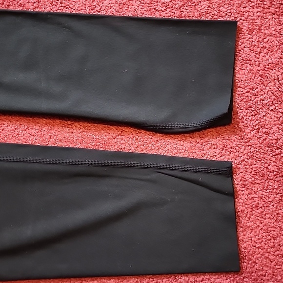 Offline Goals Aerie, Black, High-Waisted Leggings/Yoga Pants, 7/8 length. Large - Picture 4 of 6